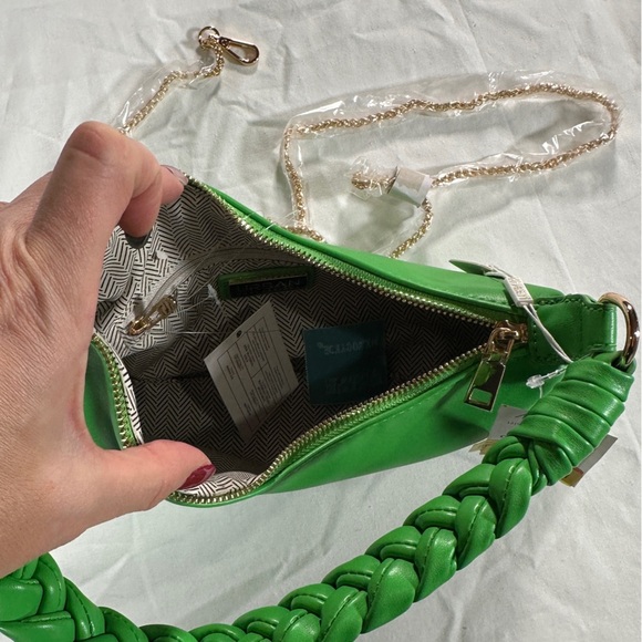 Urban Expressions NWT Green Braided Crossbody - Picture 3 of 6
